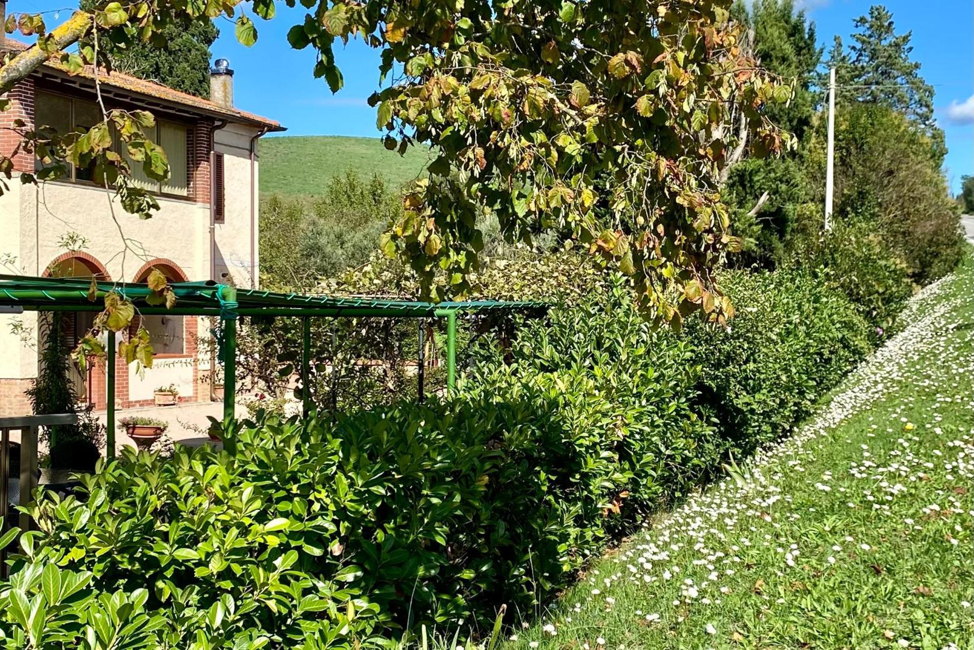 Casa Vacanze Podere San Giusto Volterra Exterior photo